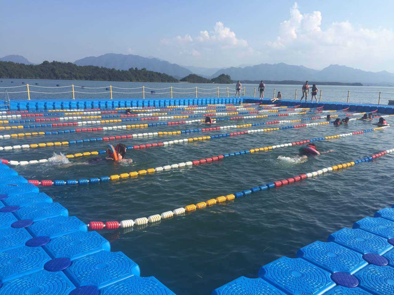 水上浮筒碼頭