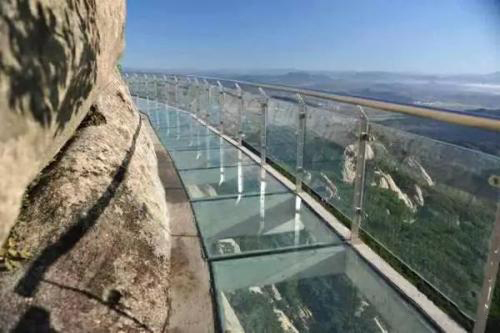 玻璃棧道